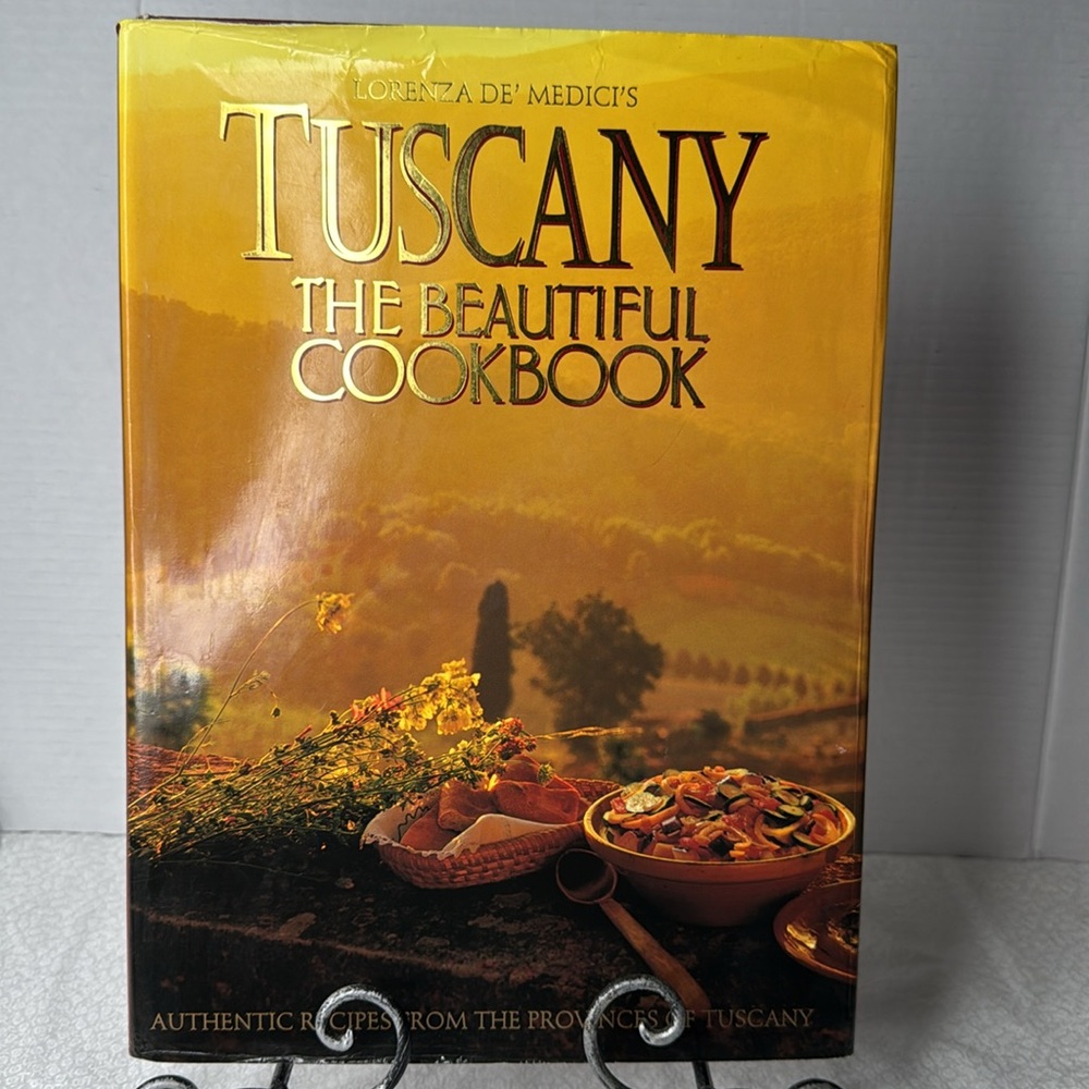 Tuscany The Beautiful Cookbook by Lorenza DE’ Medici coffee table book - Picture 1 of 13